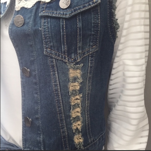 1 Left! L Love Blue Distressed Denim Vest - Picture 3 of 6